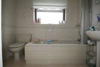 Semi-Detached House, 3 bedrooms, Freehold