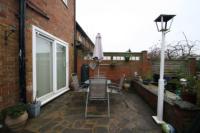Mid-Terrace House, 3 bedrooms, Freehold