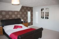 Detached House, 4 bedrooms, Freehold