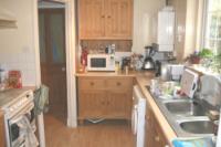 Mid-Terrace House, 3 bedrooms, Freehold