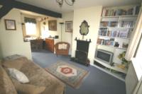 Mid-Terrace House, 2 bedrooms, Freehold