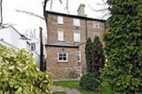 Mid-Terrace House, 5 bedrooms, Freehold