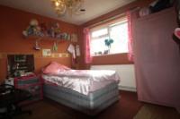 Mid-Terrace House, 4 bedrooms, Freehold