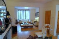Mid-Terrace House, 5 bedrooms, Freehold