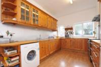 Semi-Detached House, 4 bedrooms, Freehold