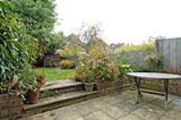 Mid-Terrace House, 3 bedrooms, Freehold