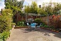 Semi-Detached House, 3 bedrooms, Freehold