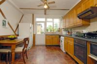 Mid-Terrace House, 3 bedrooms, Freehold