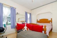 Mid-Terrace House, 3 bedrooms, Freehold