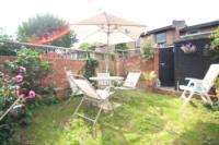 Mid-Terrace House, 3 bedrooms, Freehold