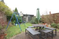 Mid-Terrace House, 3 bedrooms, Freehold