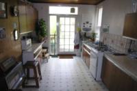 Mid-Terrace House, 3 bedrooms, Freehold