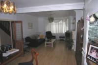 Mid-Terrace House, 3 bedrooms, Freehold
