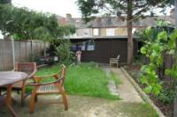 Mid-Terrace House, 3 bedrooms, Freehold