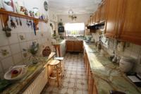 Mid-Terrace House, 3 bedrooms, Freehold