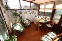 Mid-Terrace House, 3 bedrooms, Freehold
