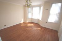 Mid-Terrace House, 3 bedrooms, Freehold