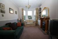 Mid-Terrace House, 3 bedrooms, Freehold