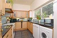 Detached House, 5 bedrooms, Freehold