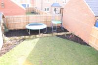 Semi-Detached House, 5 bedrooms, Freehold