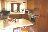 Detached House, 6 bedrooms, Freehold