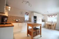 Detached House, 4 bedrooms, Freehold