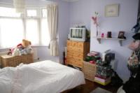 Mid-Terrace House, 3 bedrooms, Freehold