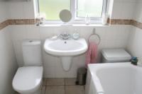 Mid-Terrace House, 3 bedrooms, Freehold