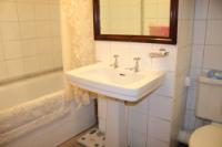 End-of-Terrace House, 4 bedrooms, Freehold