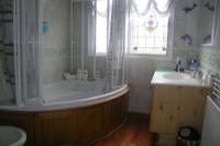 End-of-Terrace House, 4 bedrooms, Freehold