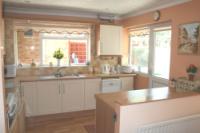 Semi-Detached House, 3 bedrooms, Freehold