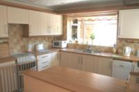 Semi-Detached House, 3 bedrooms, Freehold