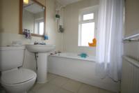 Semi-Detached House, 3 bedrooms, Freehold