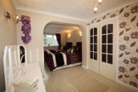 Semi-Detached House, 4 bedrooms, Freehold
