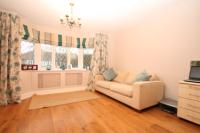 Semi-Detached House, 3 bedrooms, Freehold