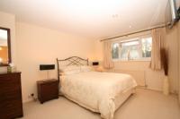 Semi-Detached House, 3 bedrooms, Freehold