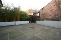Semi-Detached House, 3 bedrooms, Freehold