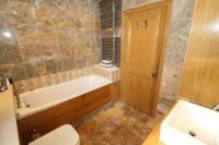 Detached House, 4 bedrooms, Freehold