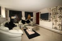 Detached House, 5 bedrooms, Freehold