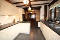 Semi-Detached House, 3 bedrooms, Freehold