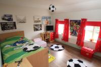 Cottage, 4 bedrooms, Freehold