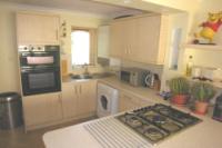 End-of-Terrace House, 3 bedrooms, Freehold
