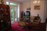 Semi-Detached House, 3 bedrooms, Freehold