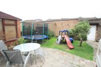 Semi-Detached House, 3 bedrooms, Freehold