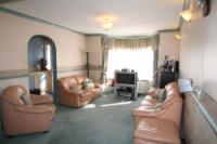 Mid-Terrace House, 3 bedrooms, Freehold