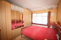 Mid-Terrace House, 3 bedrooms, Freehold
