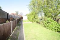 Mid-Terrace House, 3 bedrooms, Freehold