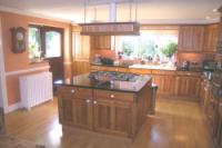 Semi-Detached House, 5 bedrooms, Freehold