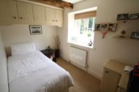 Mid-Terrace House, 2 bedrooms, Freehold