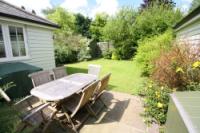 Mid-Terrace House, 2 bedrooms, Freehold